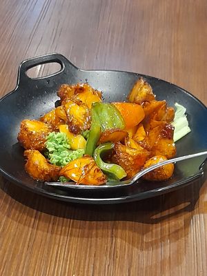 Sweet & sour monkey head mushroom at Leaf Corner 慈素 - Tai Seng in Central Singapore