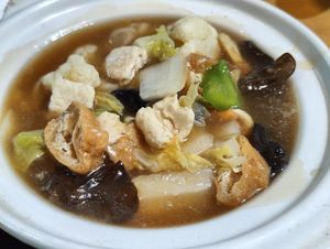 lo han vegetables in hotpot  at Leaf Corner 慈素 - Tai Seng in Central Singapore