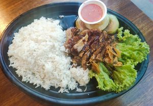 Chicken rice, best ever roasted chicken, most recommend at Leaf Corner 慈素 - Tai Seng in Central Singapore