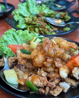   at Leaf Corner 慈素 - Tai Seng in Central Singapore