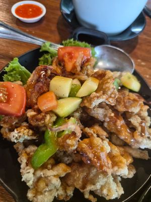 Sweet n sour abalone mushroom at Leaf Corner 慈素 - Tai Seng in Central Singapore