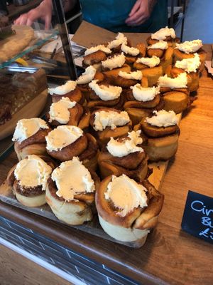 vegan cinnamon buns at Lucy's in Ardfern