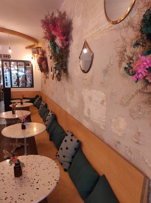 Inside at Michel MaBelle in Bordeaux