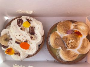 Banoffee and lemon meringue   at Michel MaBelle in Bordeaux