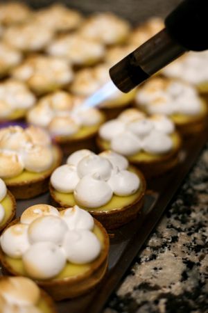 Tarte aux deux citrons meringuées 🍋 at Michel MaBelle in Bordeaux