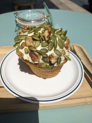 Carrot Cake (4.5€) - 4.5/5 at Michel MaBelle in Bordeaux