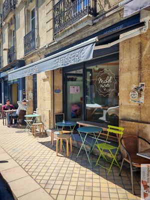 Outside at Michel MaBelle in Bordeaux