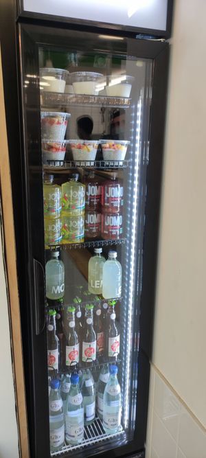 Drinks at Eve, la sandwicherie végétale in Paris