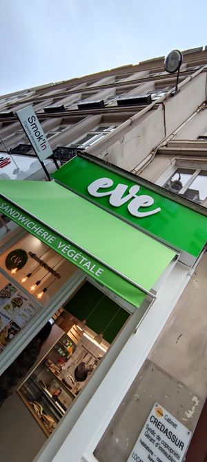 Facade at Eve, la sandwicherie végétale in Paris