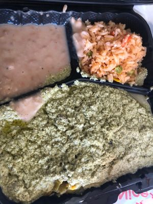 Pascal with rice and beans (served with fresh tortillas on the side) at Culturas Hidalgo y Oaxaca Restaurant in Salinas