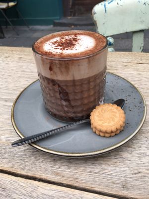 Gewürz-Kakao mit Hafermilch ✨  at Treibgut in Cologne