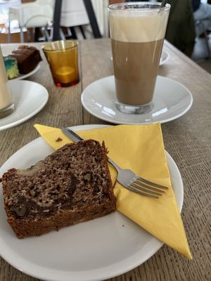 Bananenbrot mit Schokolade und Walnüssen  at GM 26 in Berlin
