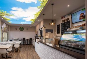 The inside at Süt a Nap Vegán Bisztró in Miskolc