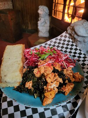 Vegan stuffed portobello mushroom! So fresh and delicious, you simply cannot leave this place hungry. This plate is overflowing with vibrant veggies and love at Snapdragon in Vashon Island