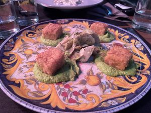 Tempeh with pea cream  at MiBiò bistrot in Milan