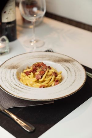 Vegan carbonara at MiBiò bistrot in Milan