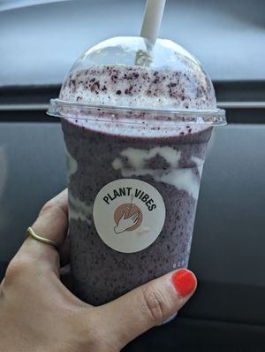 Peanut Butter Banana Smoothie ✨ #Veganuary at Plant Vibes Cafe in Bowen Hills