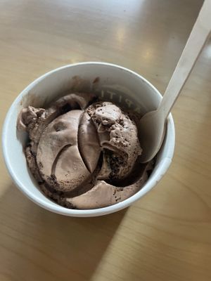 Chocolate ice cream   at George's Beach Club in Raglan