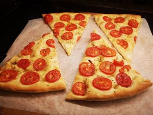 Focaccia con pomodorini 100% Vegan 🍕💚 at Il Buco Della Cabotina  in Genoa