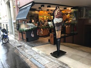 Outside DaVinci's ice cream shoppe at DaVinci in Athens