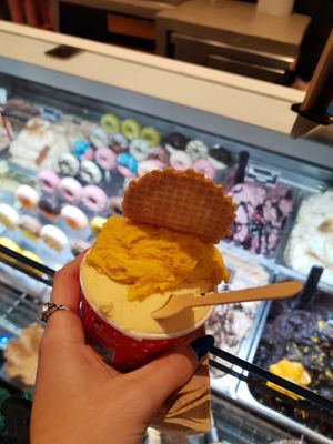 Icecream at DaVinci in Athens