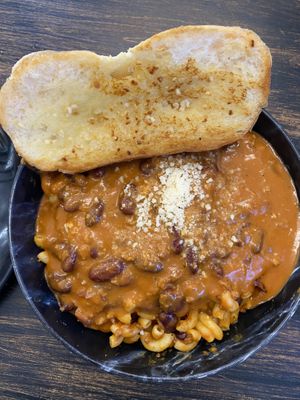 chili mac with garlic bread   at Make It Vegan in Lakewood