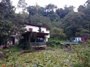 Main building  at Charco Corazon in Jardin