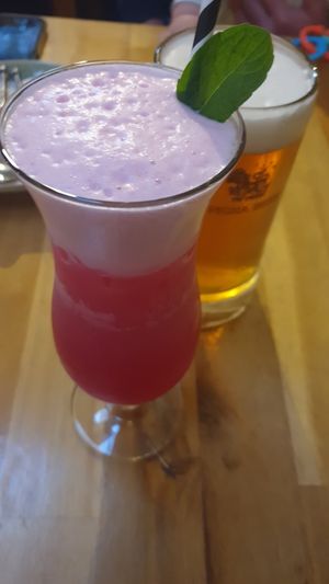 Singapore sling & Shedshaker golden ale at Bunja Thai in Bendigo