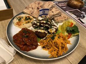 Pita Plate  at Millis Dining Bar ミリスダイニングバー in Sendai