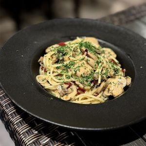 ヴィーガンパスタ (Vegan pasta) ¥1590 at Millis Dining Bar ミリスダイニングバー in Sendai