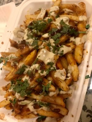 Flithy fries - Baconator Fries: Loaded with Biff's 'bacun' jam, garlic mayo, bacun bits, spring onion and parsley. at Biff's Plant-based Pizza & Wingz in Southampton