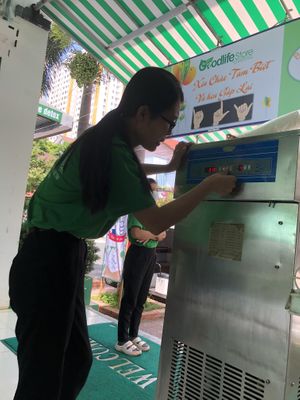 repairing the vegan soft serve bean ice cream  at Goodlife - temporarily closed in Vung Tau