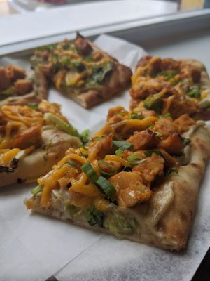 Spicy Tempeh Flatbread at Abeille Voyante Tea Co in Millvale