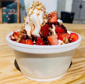 Vegan Strawberry Sundae! at Earth's Harvest - Food Truck in Springfield