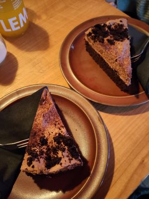  at MUM & DAD in Kiel