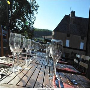 outside view at Les Battees in Dennevy