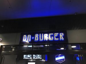 Restaurant at DA'Burger in West End