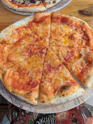 Vegan margarita at Claudio's Pizzas in St Julians