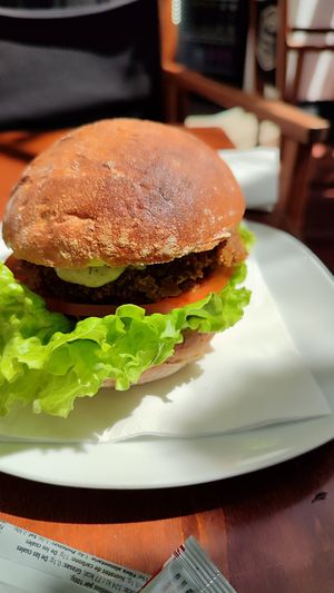 Veggieburguer at Hostel La Parra in Bakio