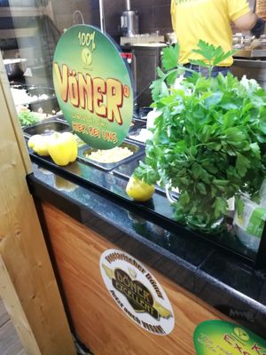 100% vöner at Urfa Tadi in Hamburg