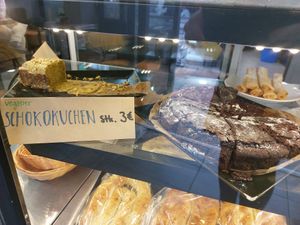 Chocolate cake at Urfa Tadi in Hamburg