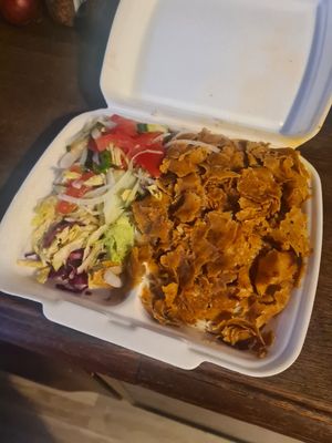 Vönerteller mit Reis ....so viel Seitan dass man den Reis nicht sehen kann 🙃👍👍 at Urfa Tadi in Hamburg