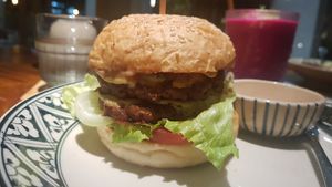 Beyond Burger "Animal style" at Cu Va Re in Ho Chi Minh City