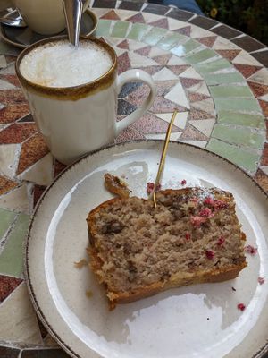 Bananen-Walnuss-Kuchen at Café Lebenslust in Rothenburg Ob Der Tauber