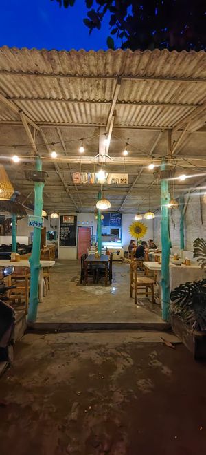  at Sunny Cafe in Penida Island