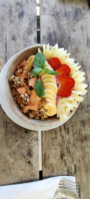 Smoothie bowl at KLYF Club Blue Lagoon in Lembongan