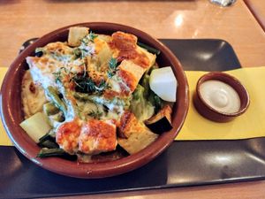 Potato gratin w. tofu and many veggies at Marie e Oli's in Armacao De Pera