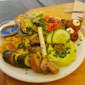 Mezze at Soya Cantine Bio in Paris