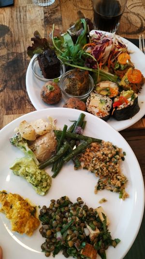 Brunch sunday at Soya Cantine Bio in Paris