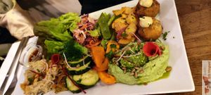  Large Mezze at Soya Cantine Bio in Paris